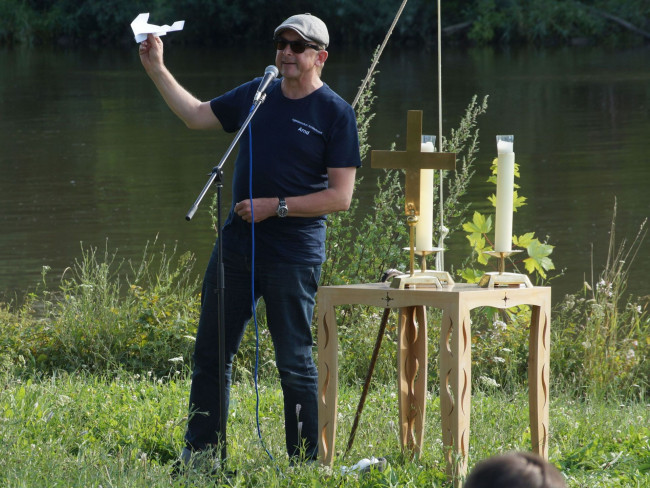 Jugendgottesdienst auf der Mainwiese